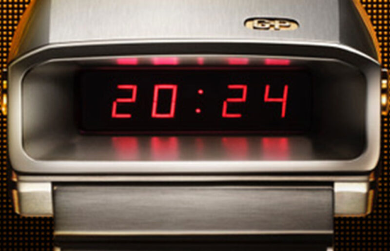 The Final Edition Of The Girard-Perregaux Casquette 2.0 Makes Us Long For A Digital Retrofuture